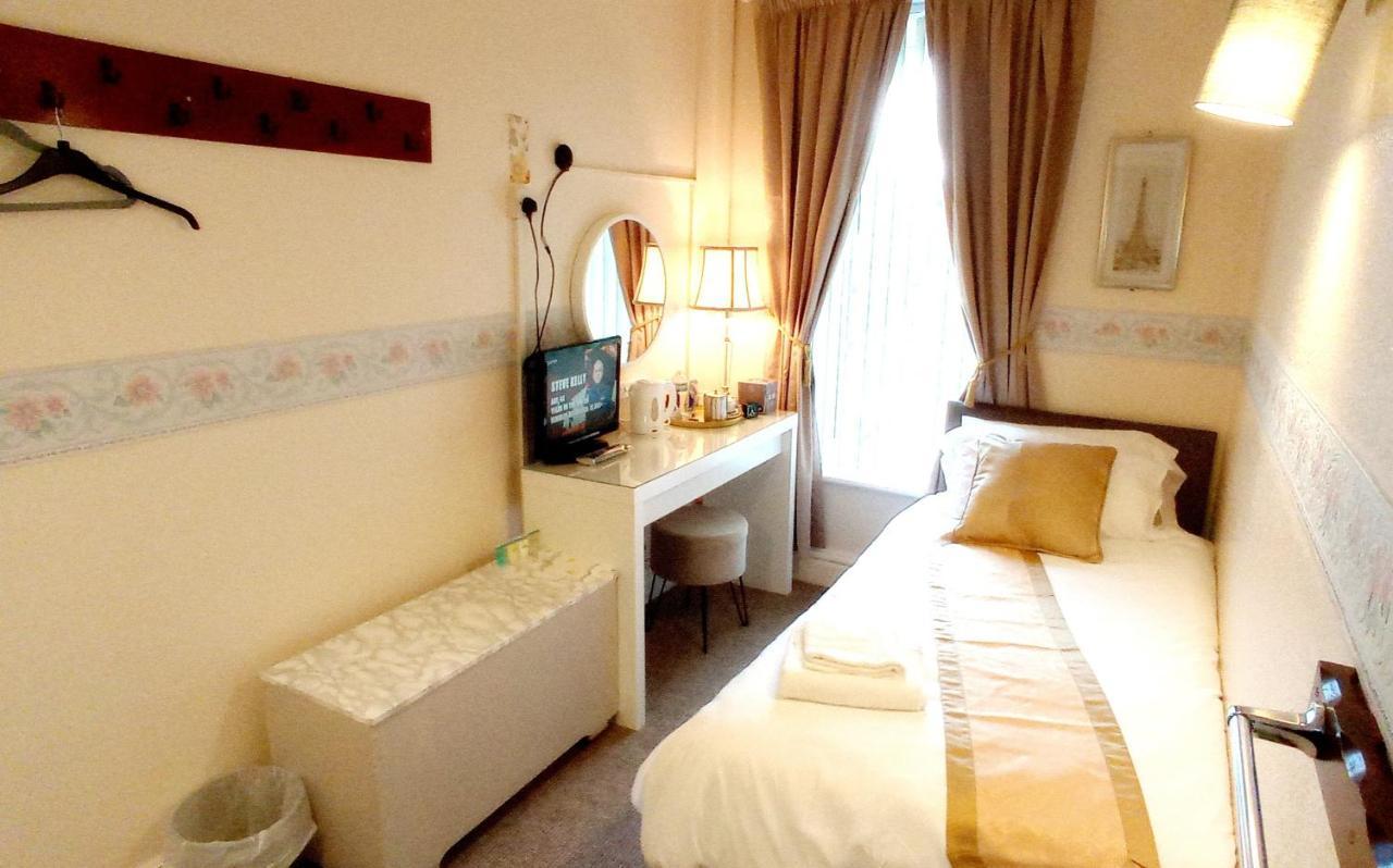 Lily Hotel Blackpool Extérieur photo