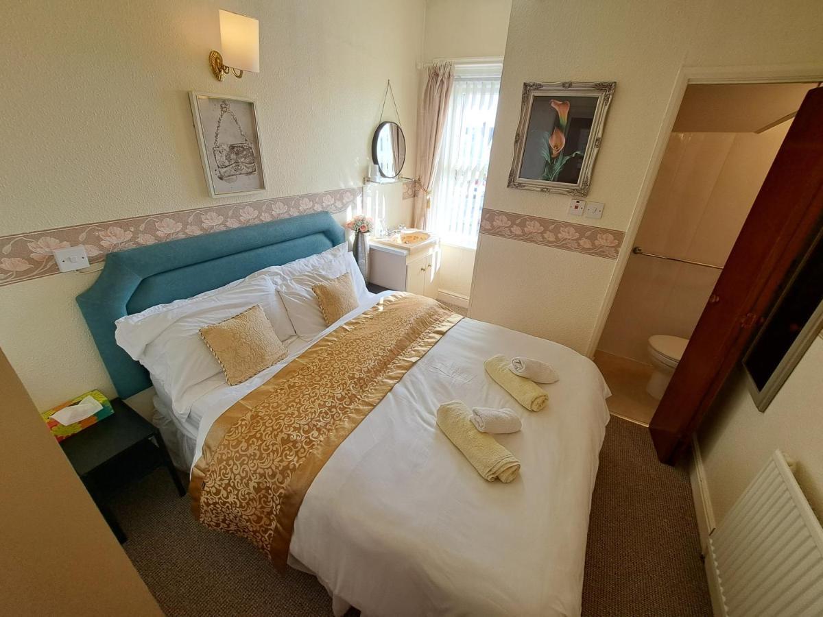 Lily Hotel Blackpool Extérieur photo